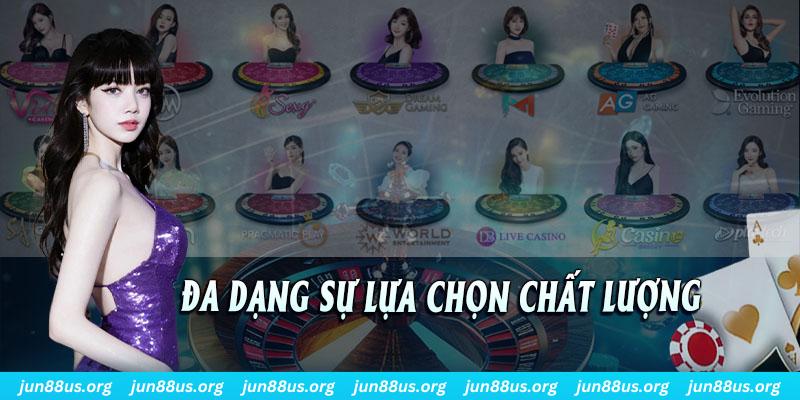 momo gam Fan Tan Cổ Điển